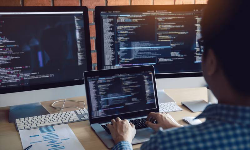 数据科学选型：R与Python如何赋能屏山县网站建设？